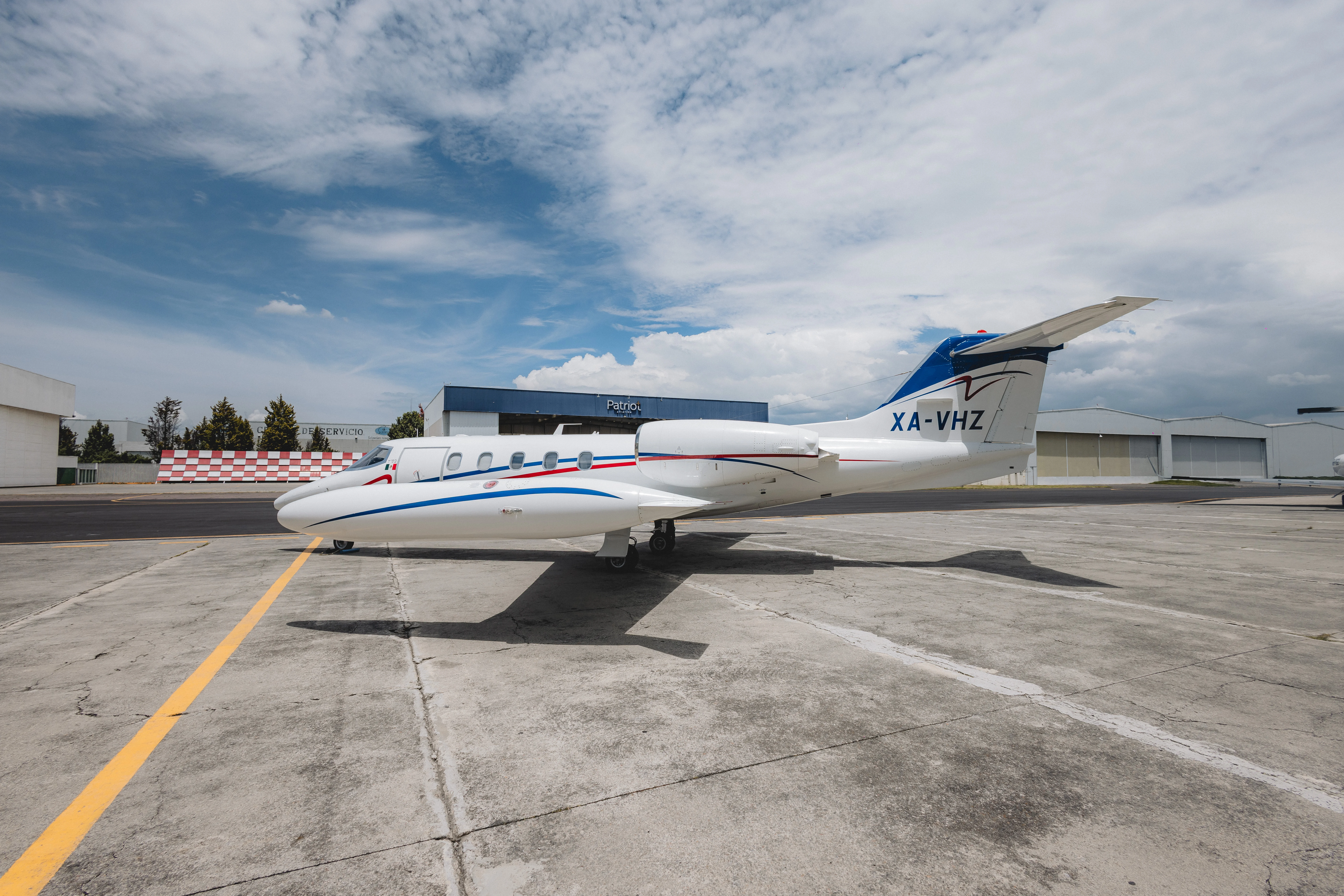 Jet privado configurado como ambulancia aérea con matrícula XA-VHZ